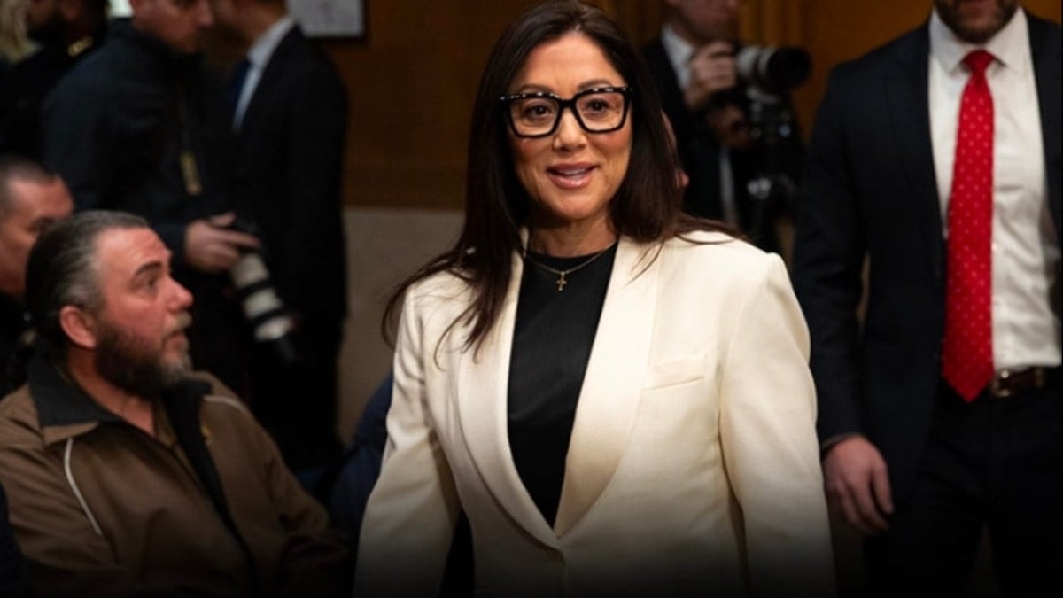 Bakanlık ofisinde alkol stoklayıp striptiz kulübüne gitmişler: Soruşturma ABD'yi karıştırdı