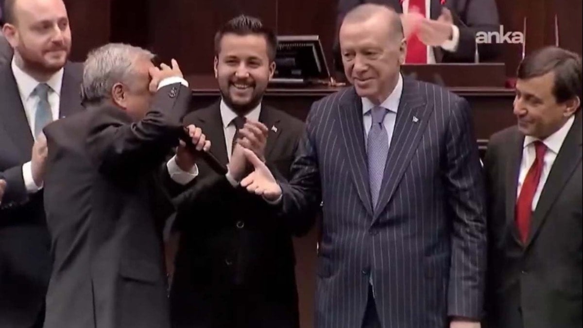 CHP'den AKP'ye geçti... Erdoğan'a asker selamı verdi