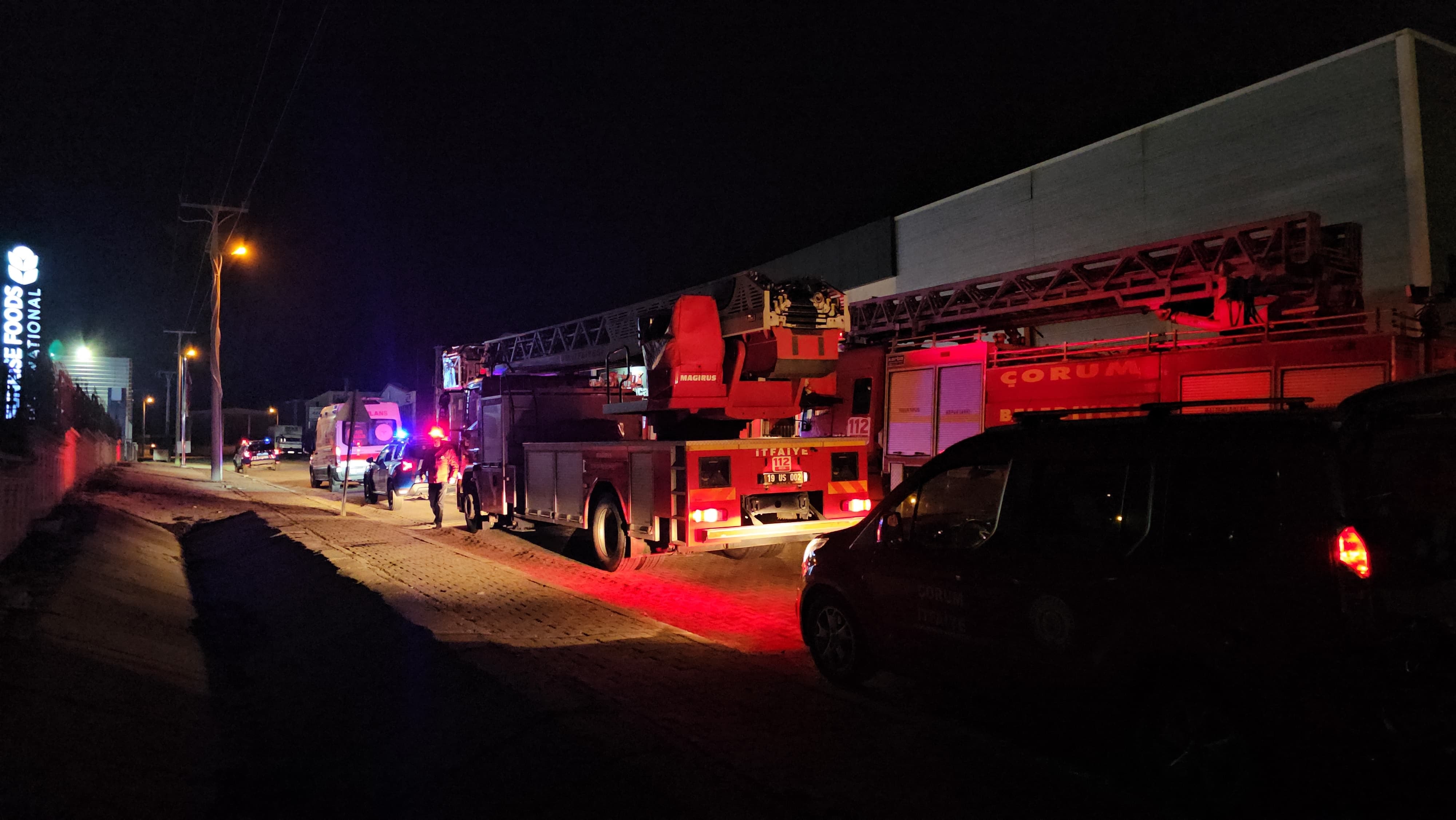 Yağ fabrikasında yangın!