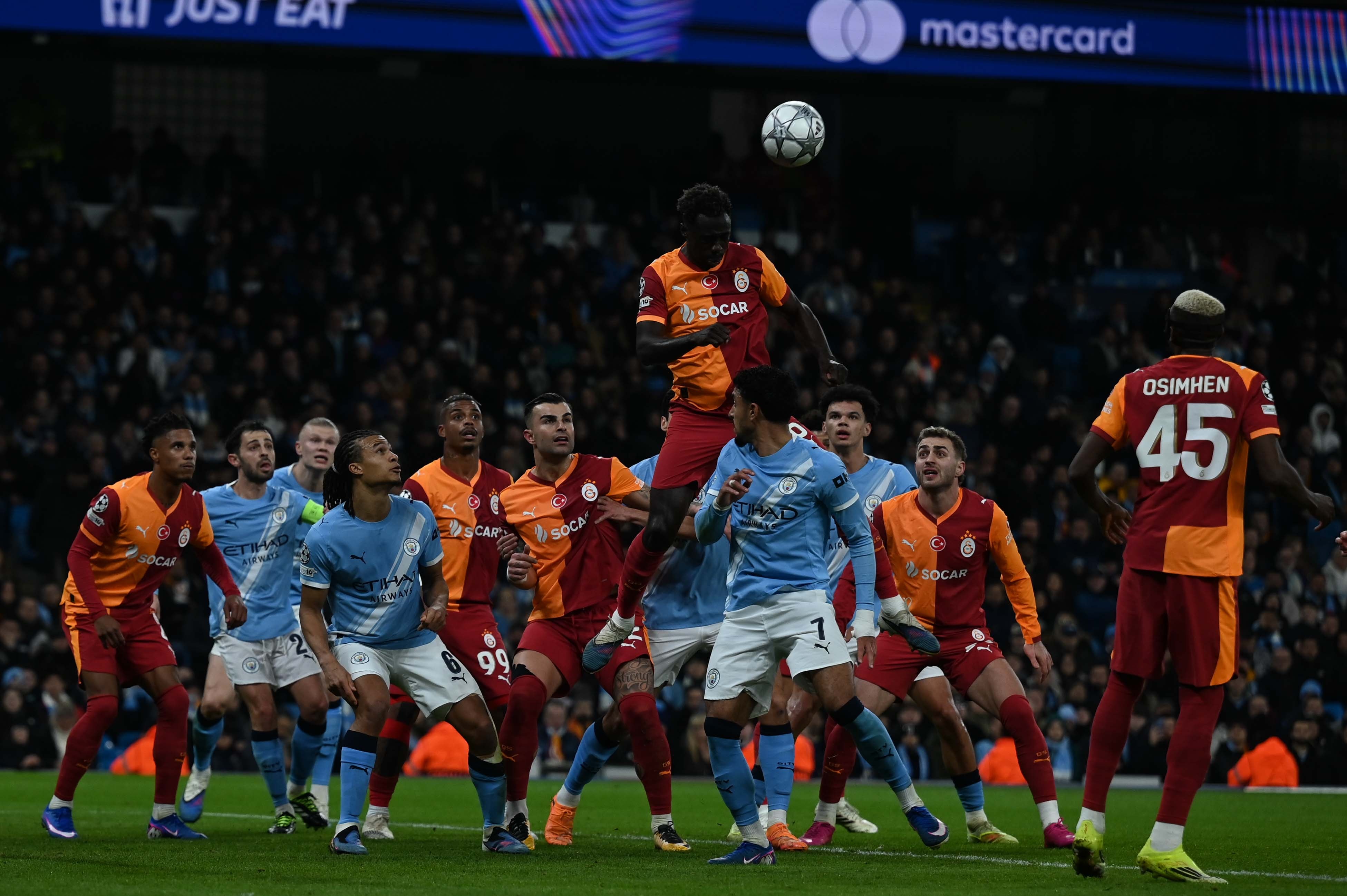 G.Saray yenilse de Play-Off turunda