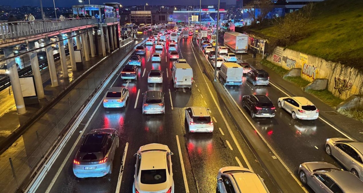 İstanbul'da trafik yoğunluğu yüzde 89'a çıktı