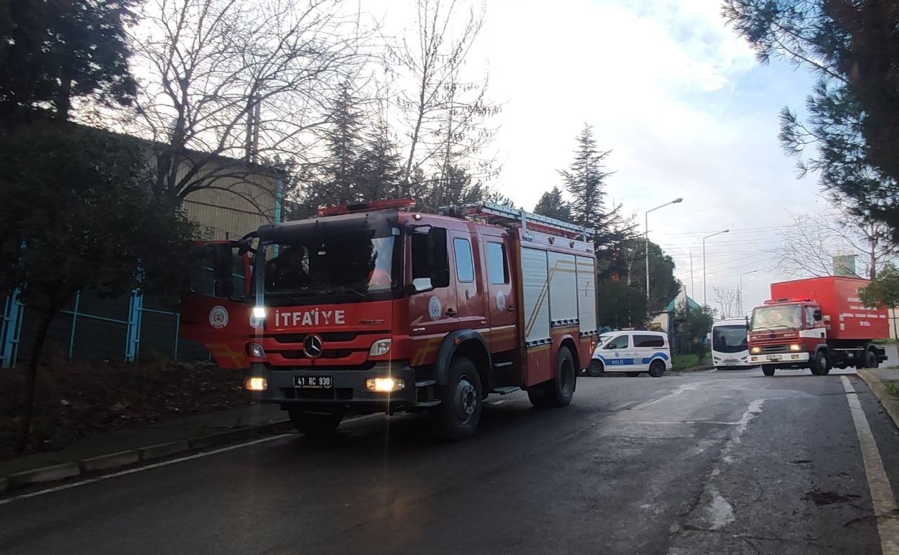 Dilovası’nda kimya fabrikasında parlama: Bir işçi yaralandı