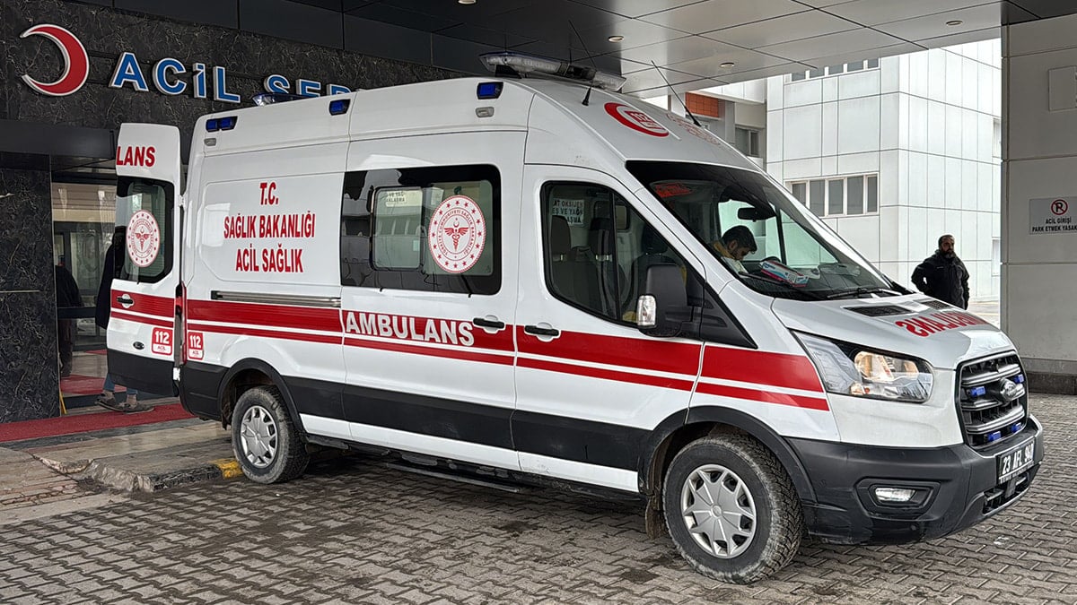 Elazığ’da apartmanda gaz paniği: 8 kişi zehirlendi