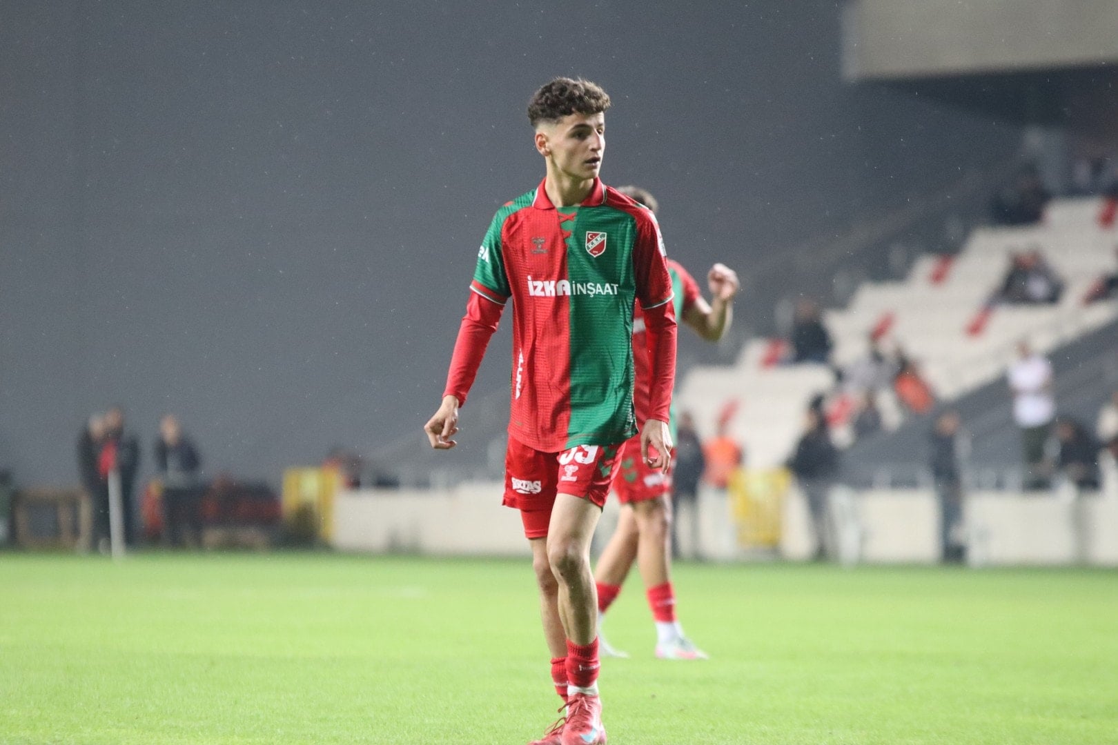 Trabzonspor Adem Yeşilyurt'u transfer ediyor