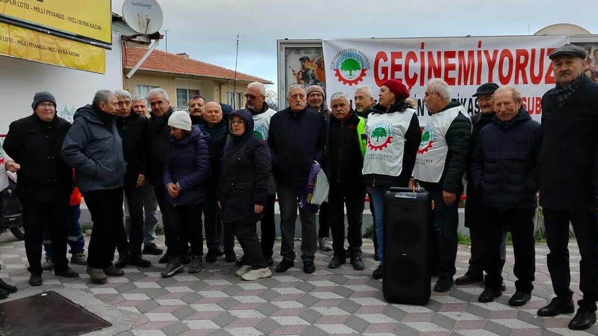 Soma’da emeklilerden maaş isyanı