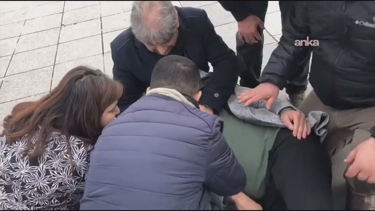 DEM Parti yürüyüşüne polis müdahalesi