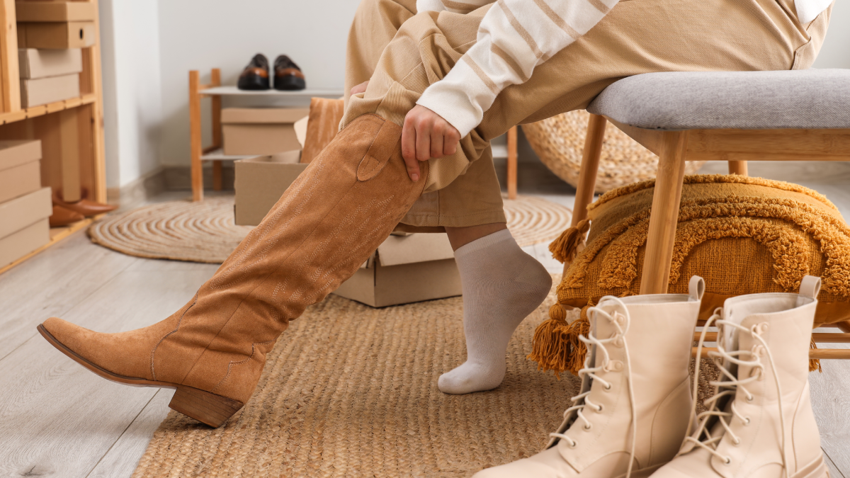 Şık sandığınız bu ayakkabılar aslında sizi yaşlı gösteriyor