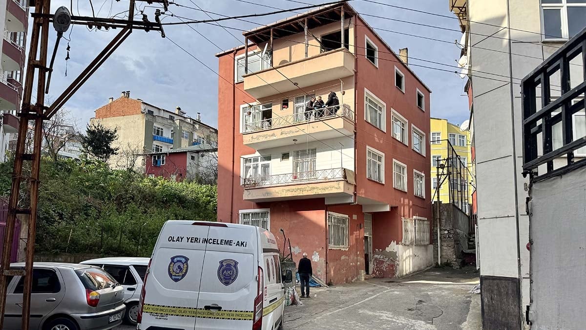 Trabzon'da balkondan bebek düştü