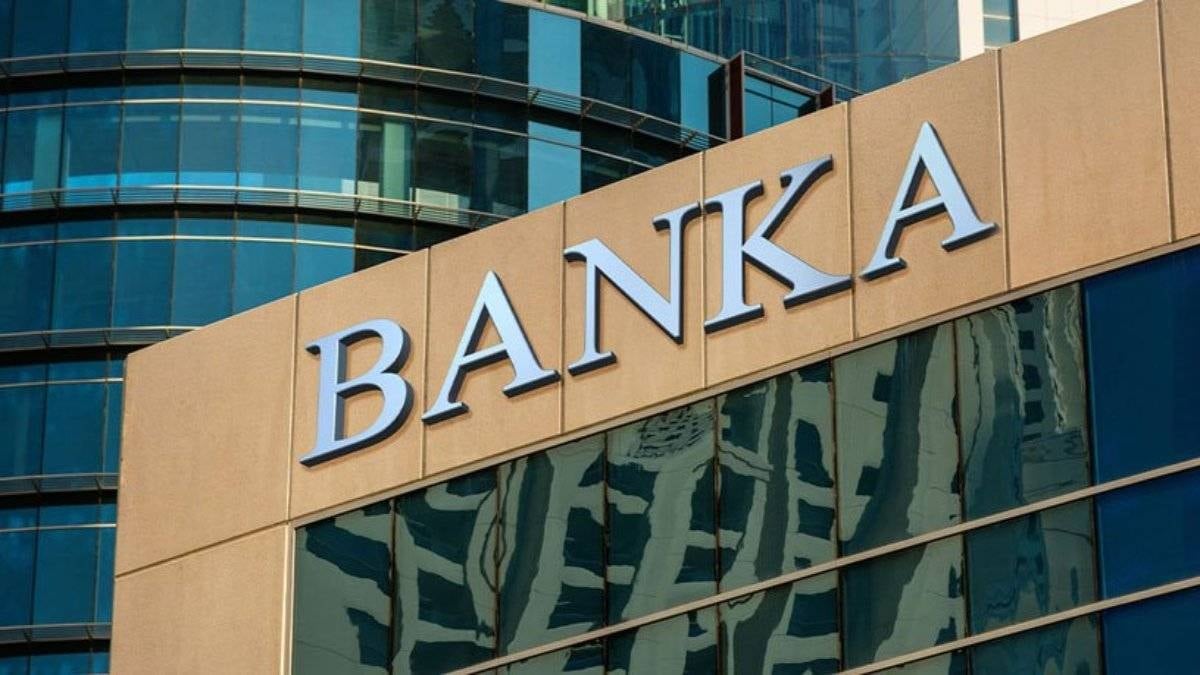 Dev holding banka kurma kararından vazgeçti