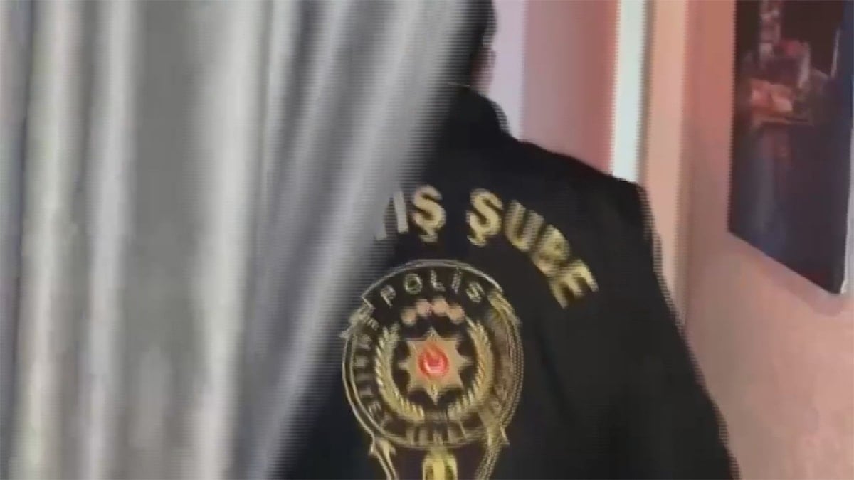 İstanbul'da fuhuş ve kumar baskını