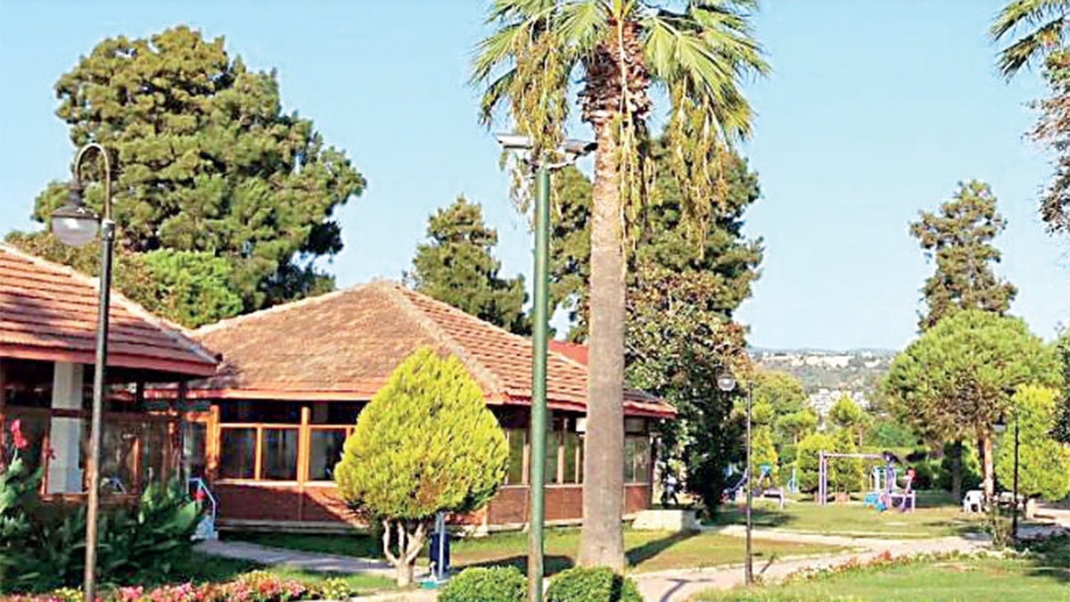 Aç bıraktıkları emeklinin tatil kampını bile sattılar