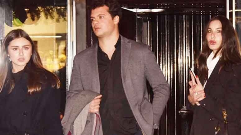 Flaşlar korkuttu, Bebek Otel'den tekneyle kaçtılar