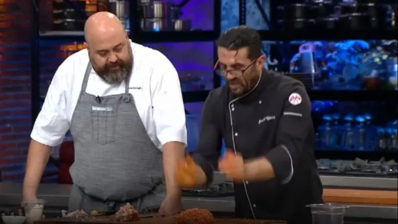 İlk gün küstahtı... Boykot yayılınca özür diledi 