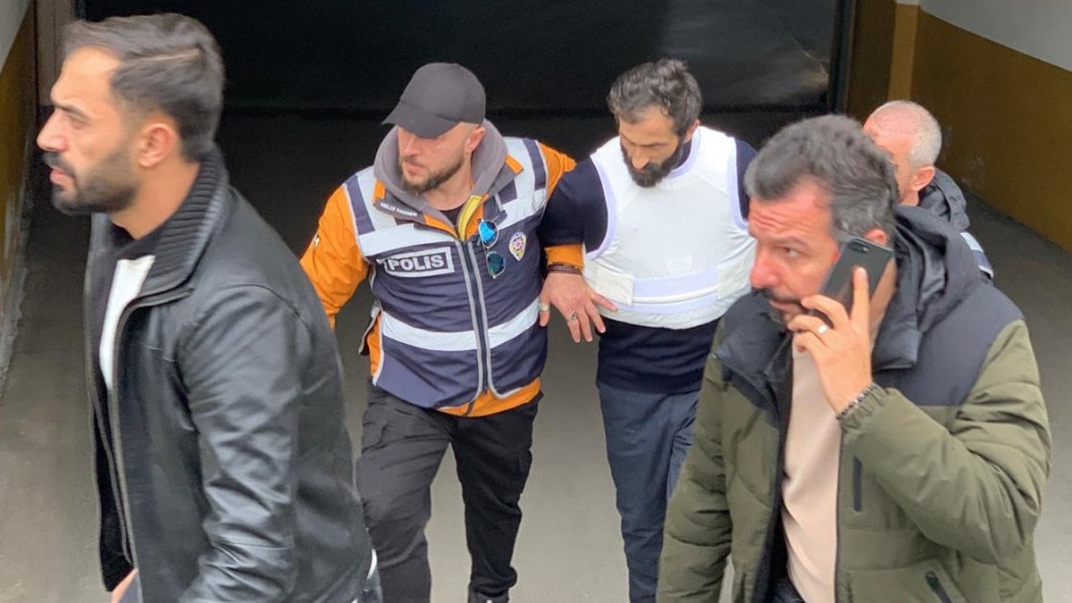 Eski belediye başkanı yardımcısını öldüren şahıs kan izleri sayesinde yakalandı