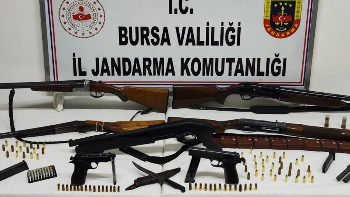 Evden cephanelik çıktı: İznik’te 2 şüpheli gözaltında