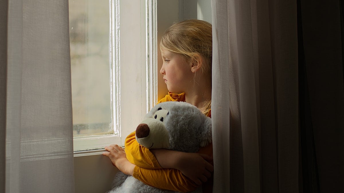 Çocuğunuza her gün farkında olmadan söylediğiniz o cümle meğer hiç masum değilmiş