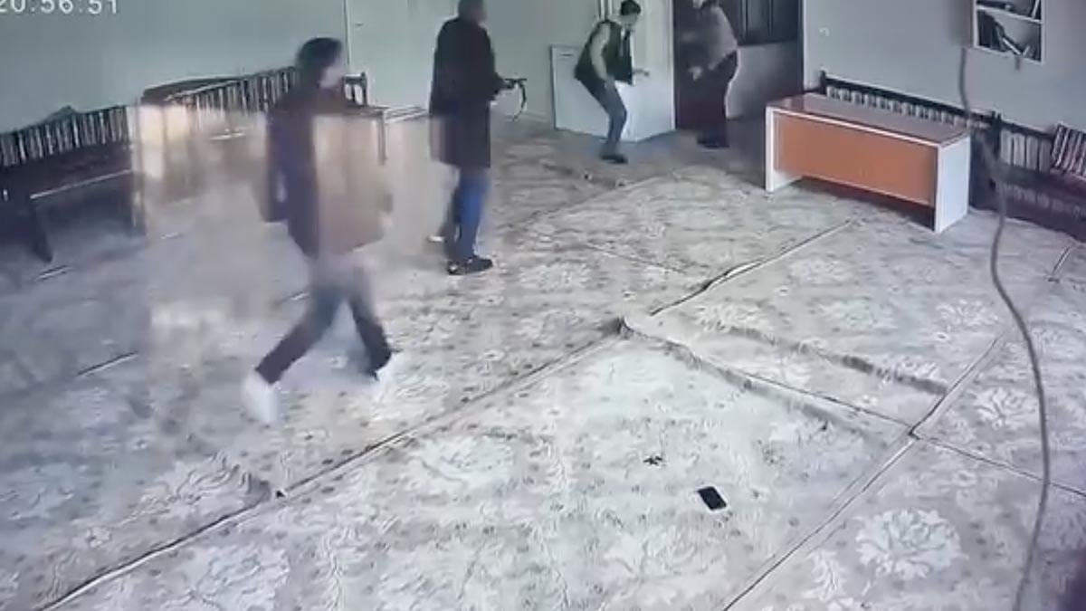 Diyarbakır’da Kur’an kursunda cinayet! Bir kişi hayatını kaybetti, bir kişi yaralandı