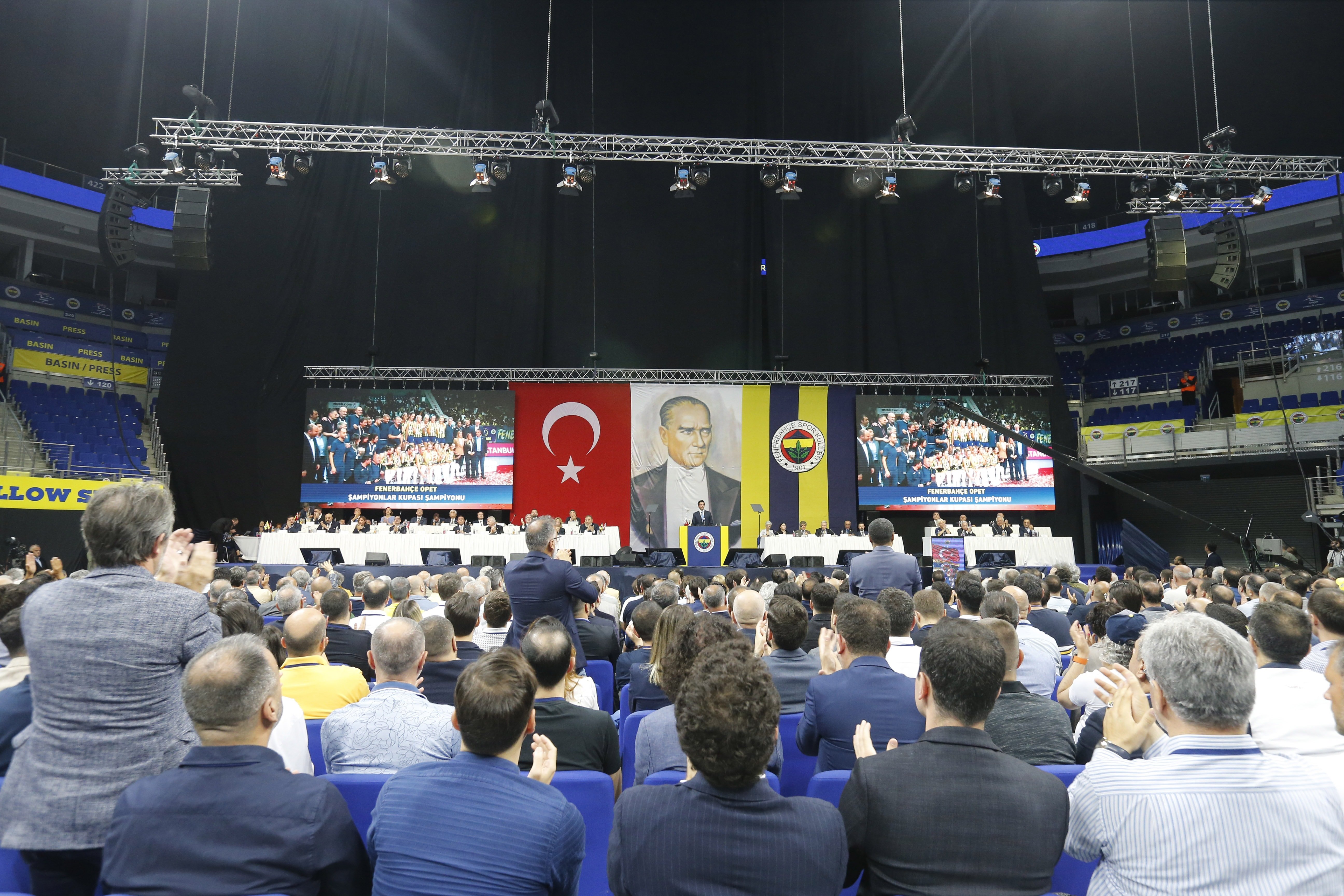 Kongre iddiaları Fenerbahçe'yi karıştırdı açıklama geldi