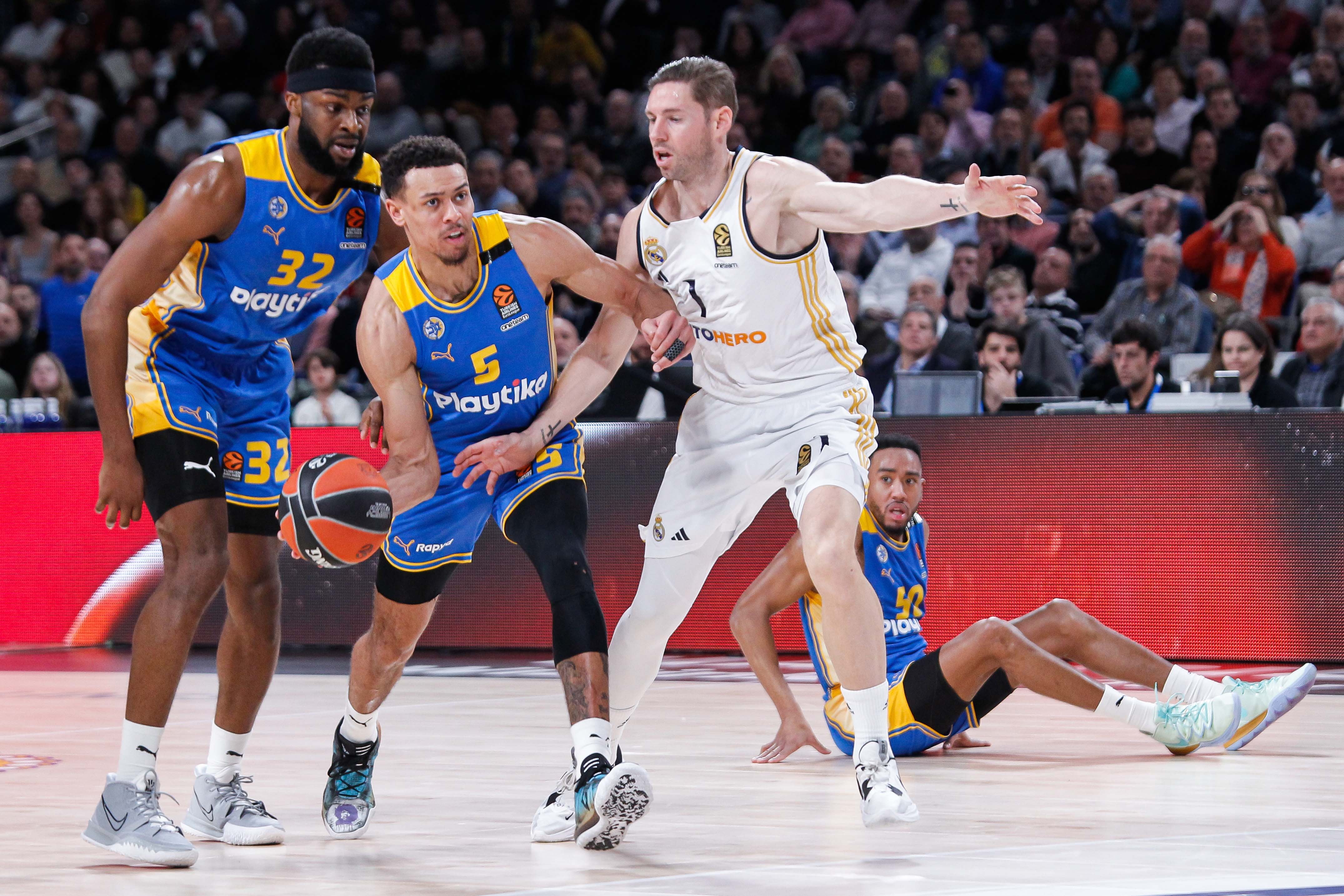 Real Madrid'in maçı da seyircisiz oynanacak