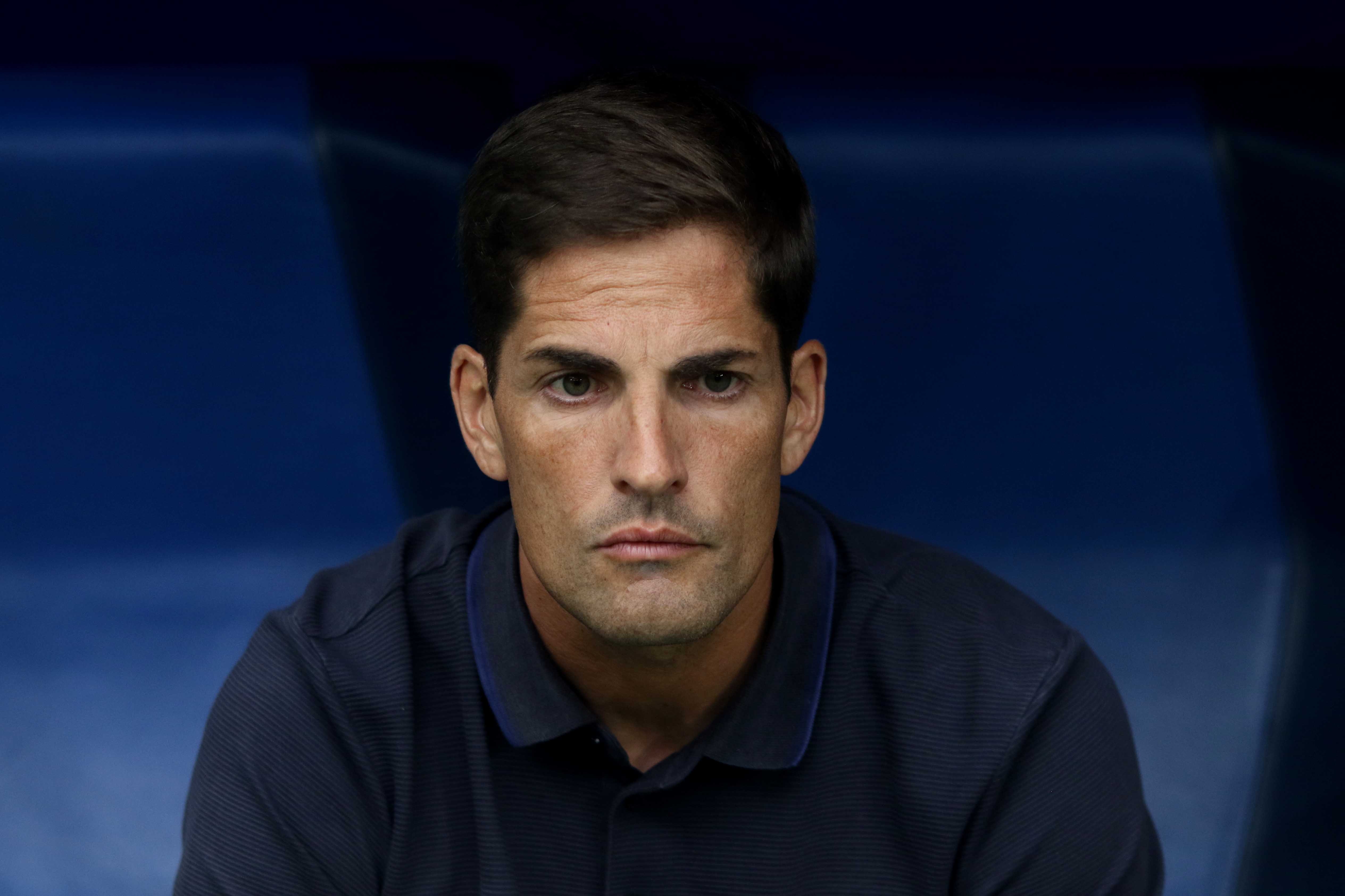 Ünlü teknik adam yapay zeka yüzünden kovuldu! Oyuncularını 28 saat uyutmadı