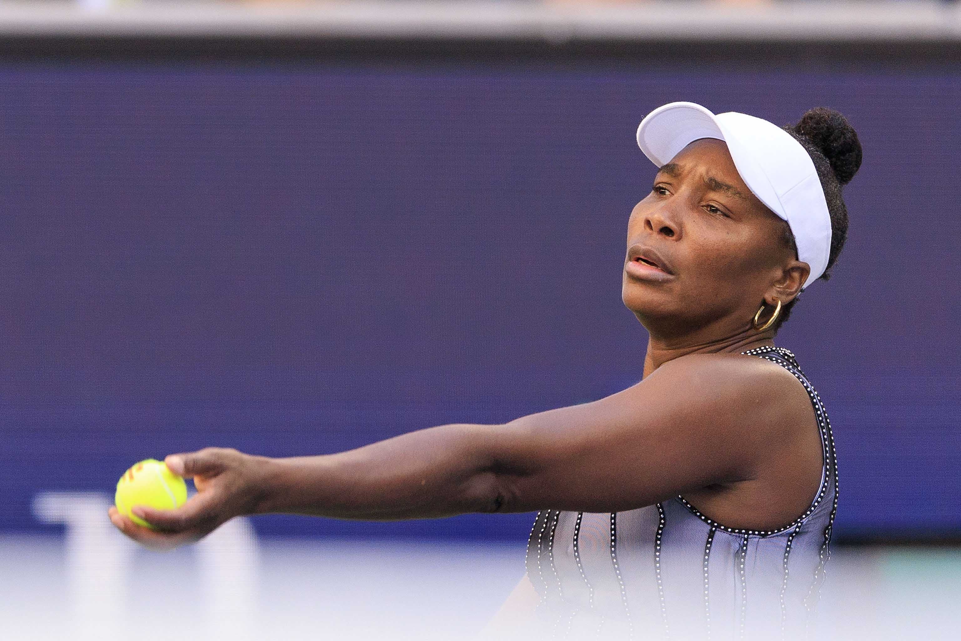 Venus Williams tenise dönüyor! Rekor kıracak