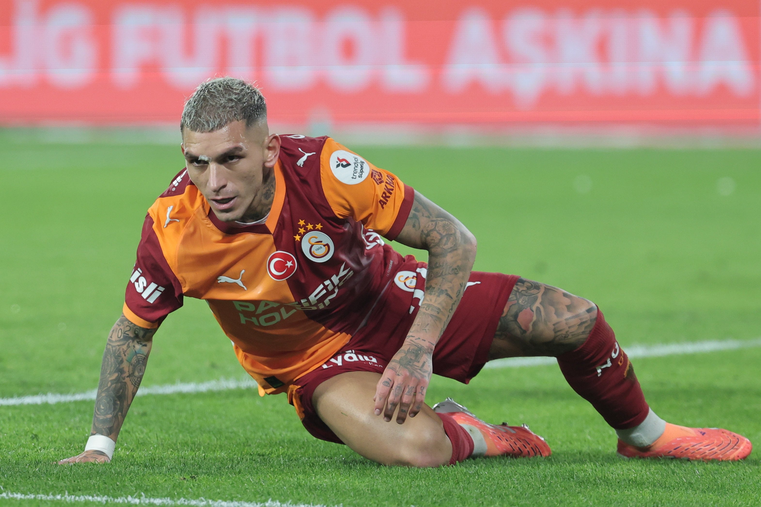 Torreira için olay ayrılık sözleri! Teklifi açıkladı