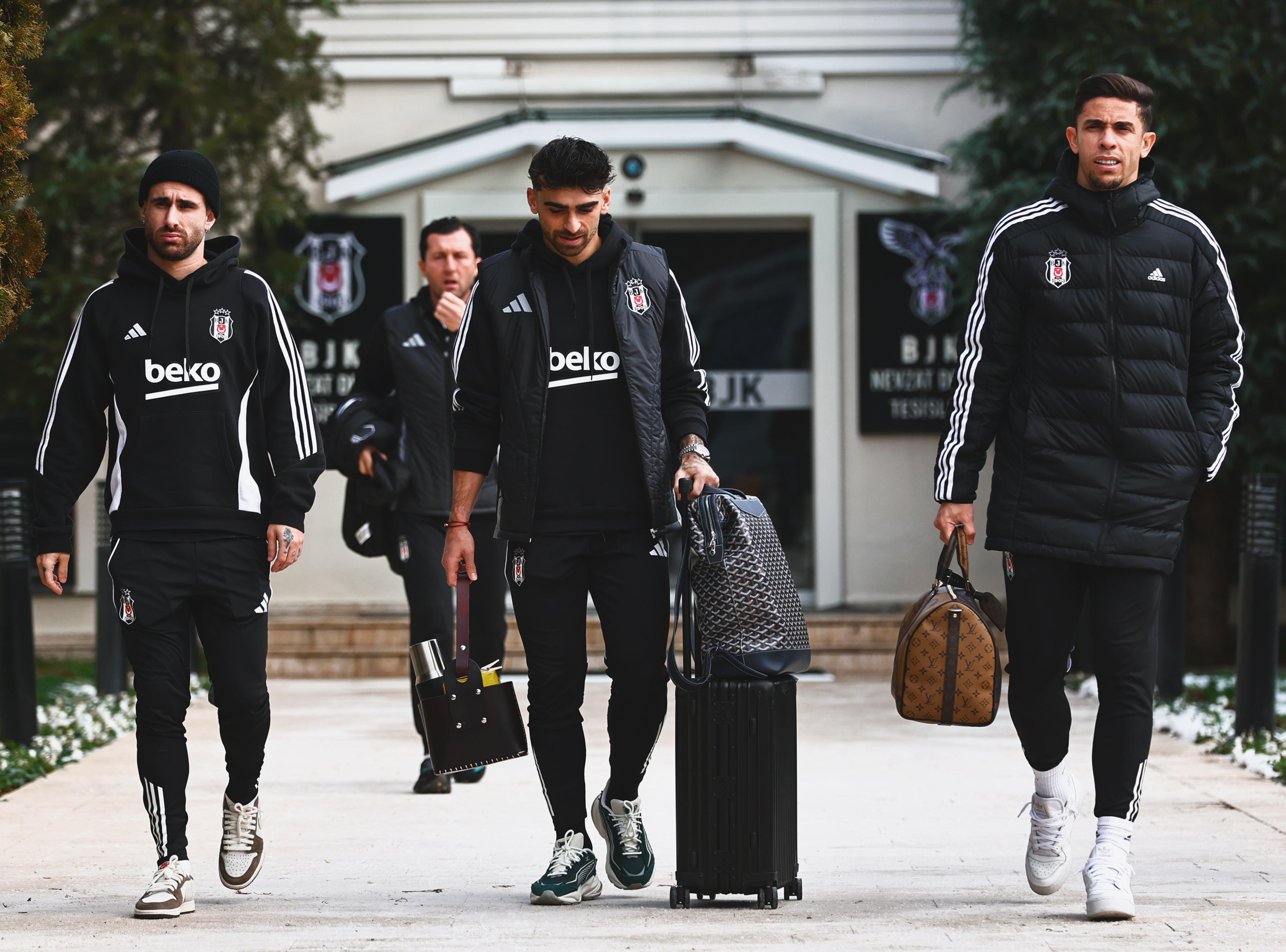 Beşiktaş'ta flaş ayrılık! Ülkesine dönüyor