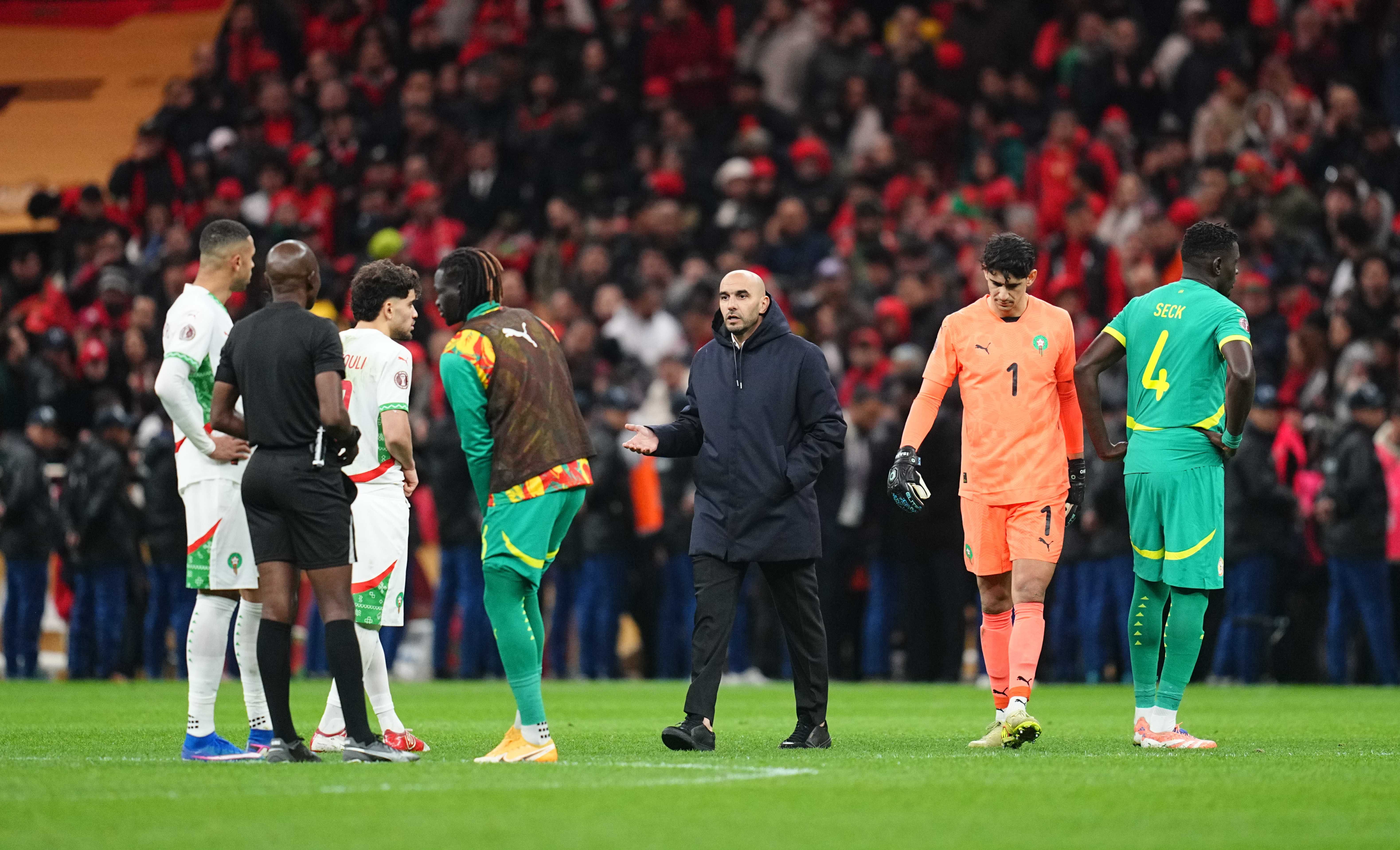 Afrika Kupası'ndaki olaylı finale ceza yağdı! 4 isme men