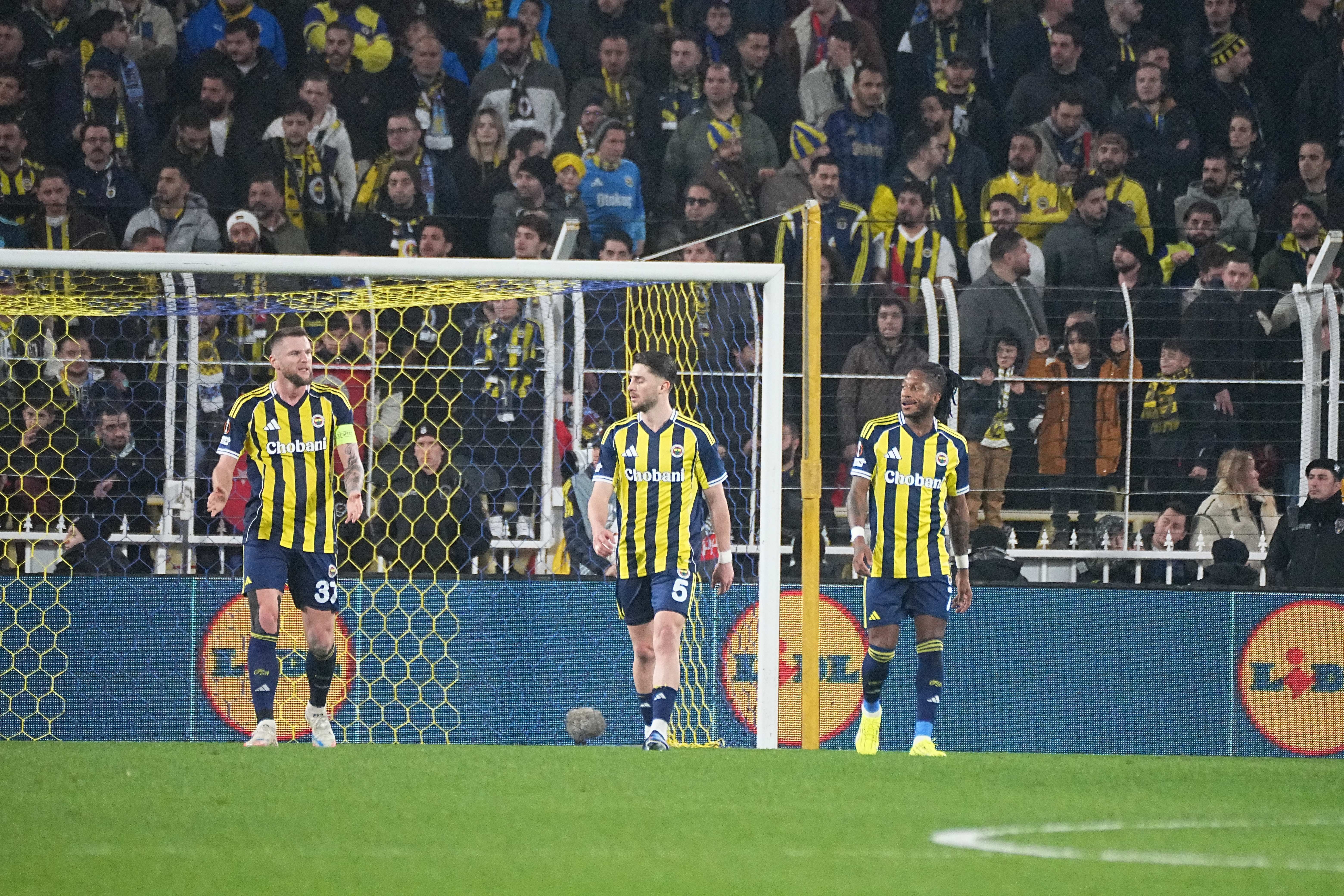 F.Bahçe ilk 8 şansını mucizelere bıraktı