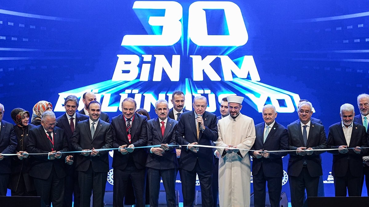 Erdoğan 'Hazır mıyız' dedi, salondan ses çıkmadı