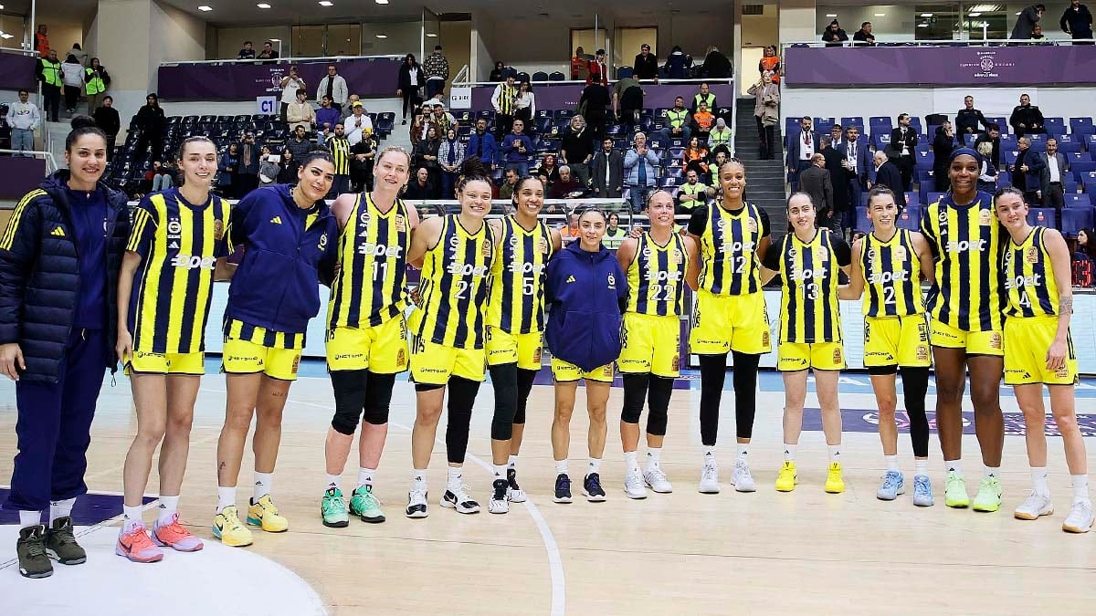 Fenerbahçe Opet deplasmanda Basket Landes'e farklı yenildi