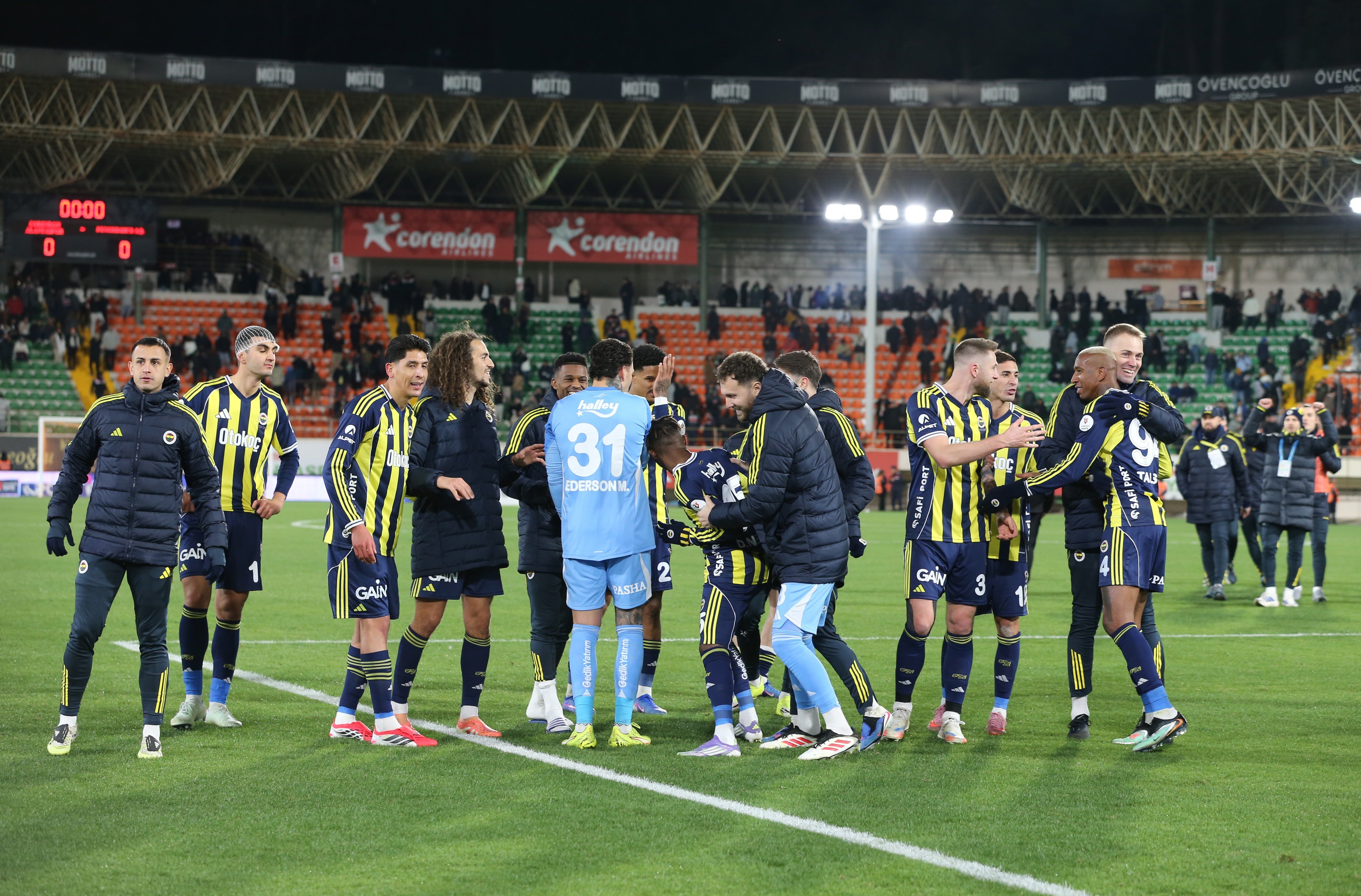 Fenerbahçe kafilesi İstanbul'a dönemedi