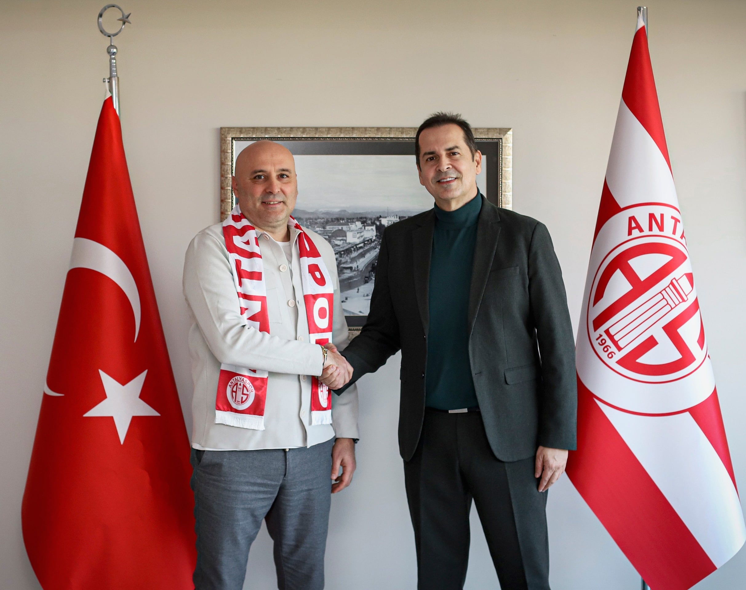 Antalyaspor'un yeni teknik direktörü belli oldu