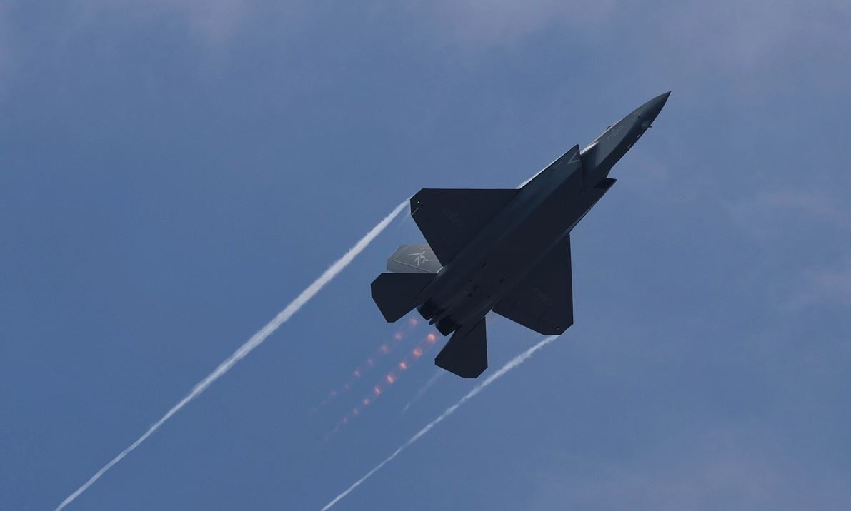 F-35'e rakip olarak J-35 üretildi! ABD'yi kızdıracak savaş uçağı için seri üretime geçiliyor