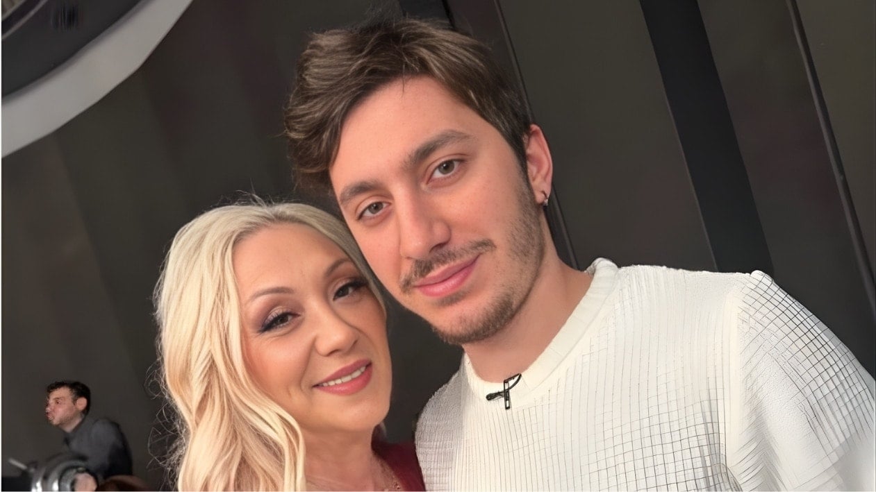 Güllü'nün oğlundan dikkat çeken paylaşım! 'Bitti' diyerek açıkladı