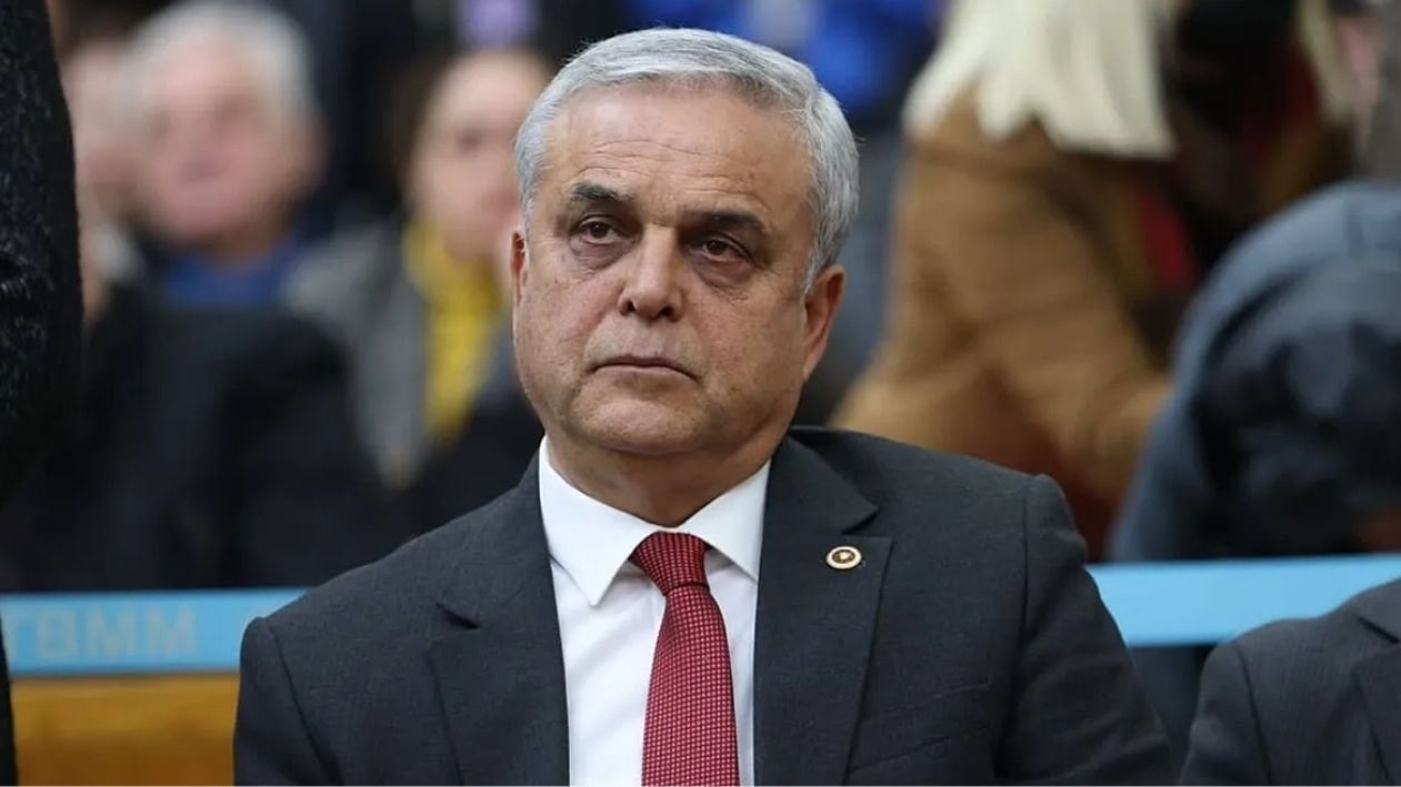 CHP'den istifa etmişti: O vekil AKP'ye mi geçiyor?