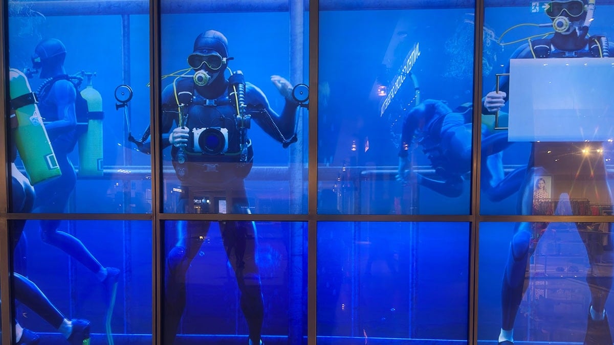 Dünyanın en derin havuzu: İçine koca bir şehir sığdırdılar