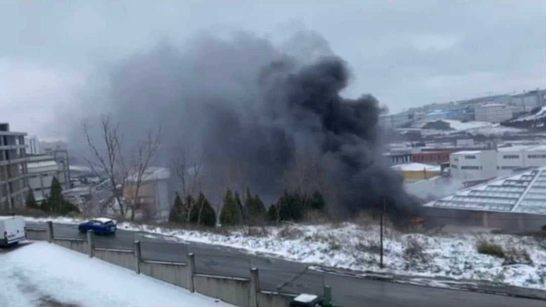İstanbul'da peş peşe fabrika yangınları! Arnavutköy de plastik fabrikası alev aldı