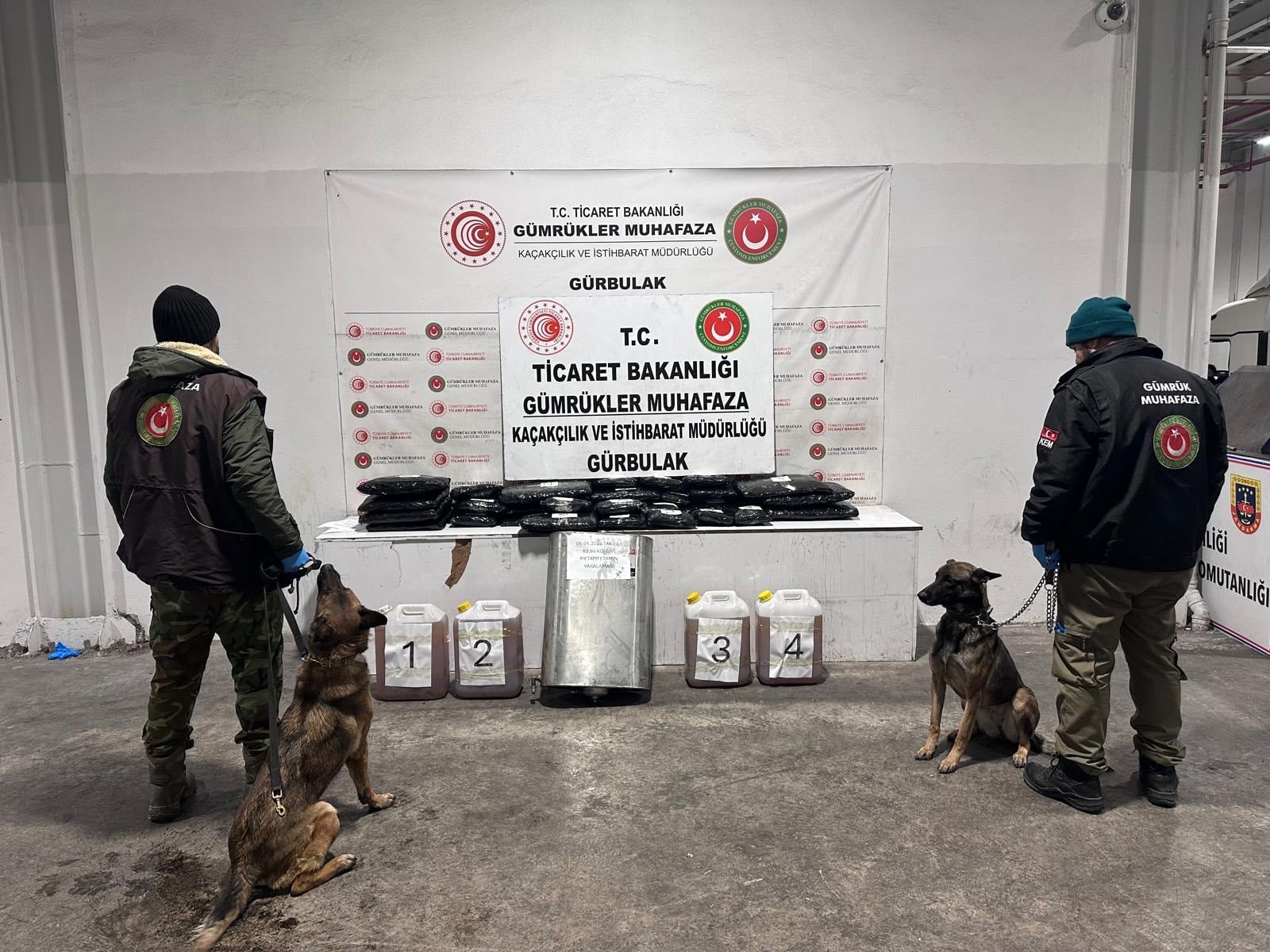 İstanbul ve Gürbulak'ta 1,9 milyon lira değerinde uyuşturucu ele geçirildi