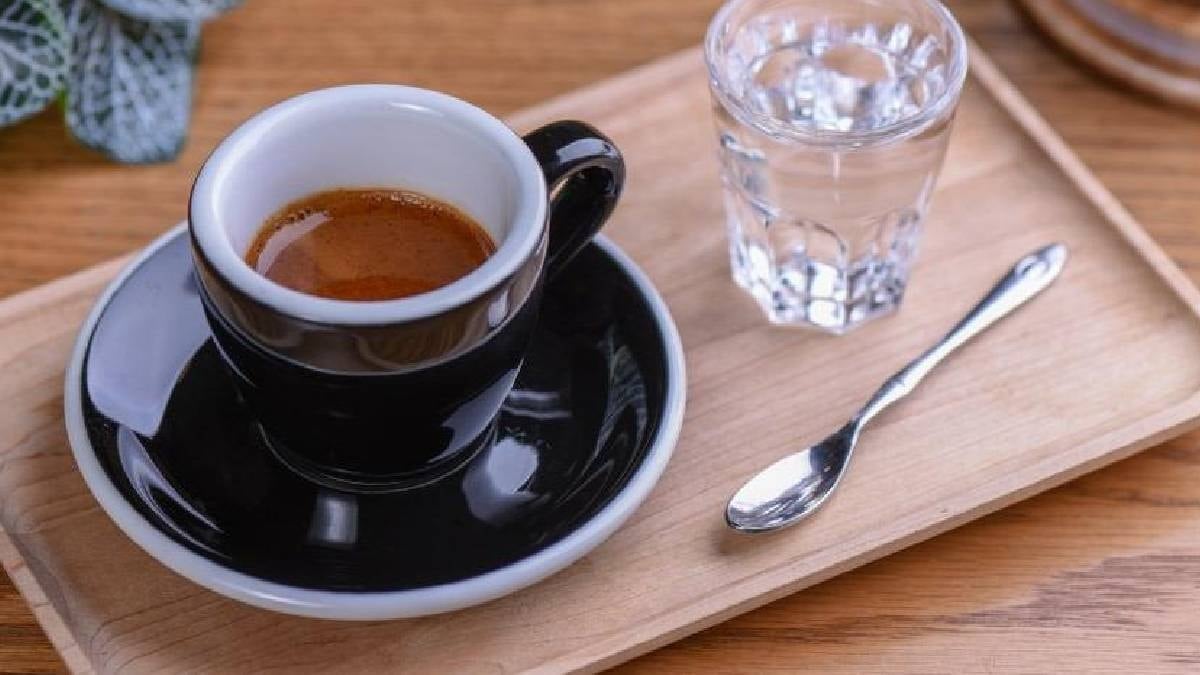 Kahvedeki acıyı anında alıyor: 1 tutam yetiyor