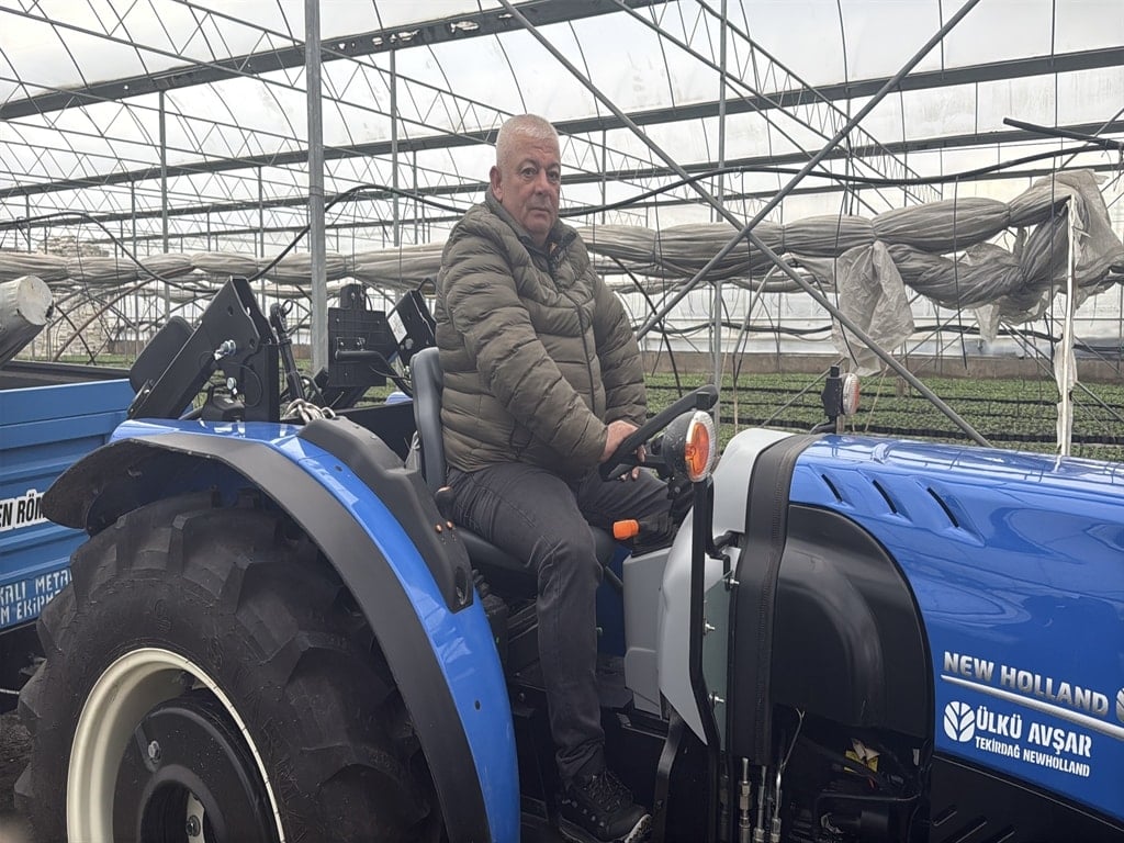 Hiç çalıştırmadığı traktöre köprü ve otoyoldan geçiş cezası geldi