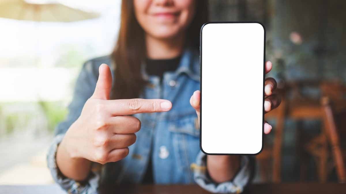 İşte tüm zamanların en kötü 13 telefonu... Geçen yılın iPhone'u da listede yer alıyor