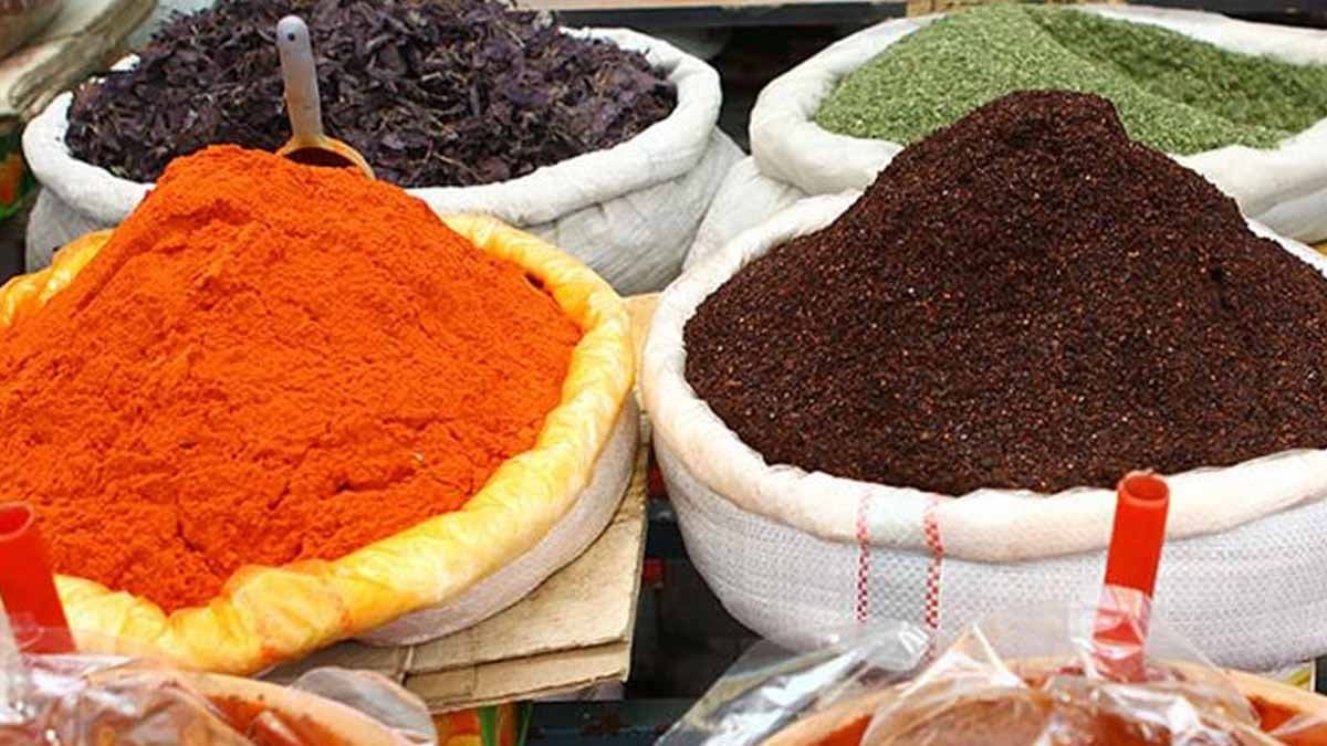 Zerdeçal yerken 2 kez düşünün, 12 kişi hastanelik oldu