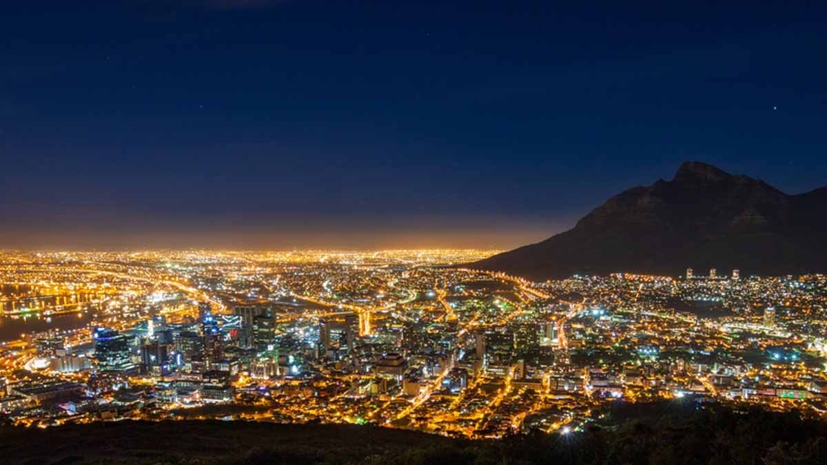 3 milyon haneye ışık olacak proje siyaseti kararttı: 'Bu parayı vermek delilik' deyip masayı devirdi