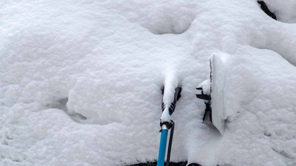 Elektrikli bir araba karda mahsur kalırsa ısıtma sistemi ne kadar süre çalışır?