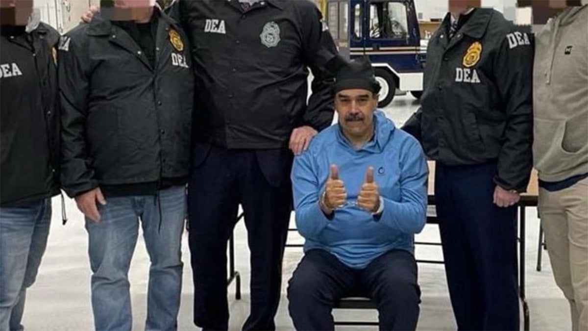 ABD, kaçırdığı Maduro'nun yeni fotoğrafını yayınladı