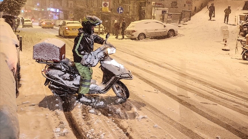Kararlar peş peşe geldi! O illerde motokuryeler trafiğe çıkamayacak