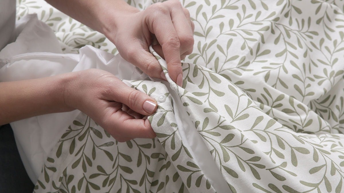 Fransız ev kadınları bu yöntemi kullanıyor: Nevresimler aylarca taze kokuyor