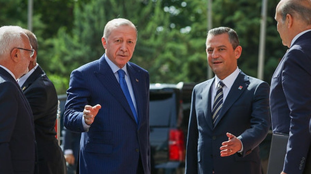 Erdoğan Özgür Özel için harekete geçti