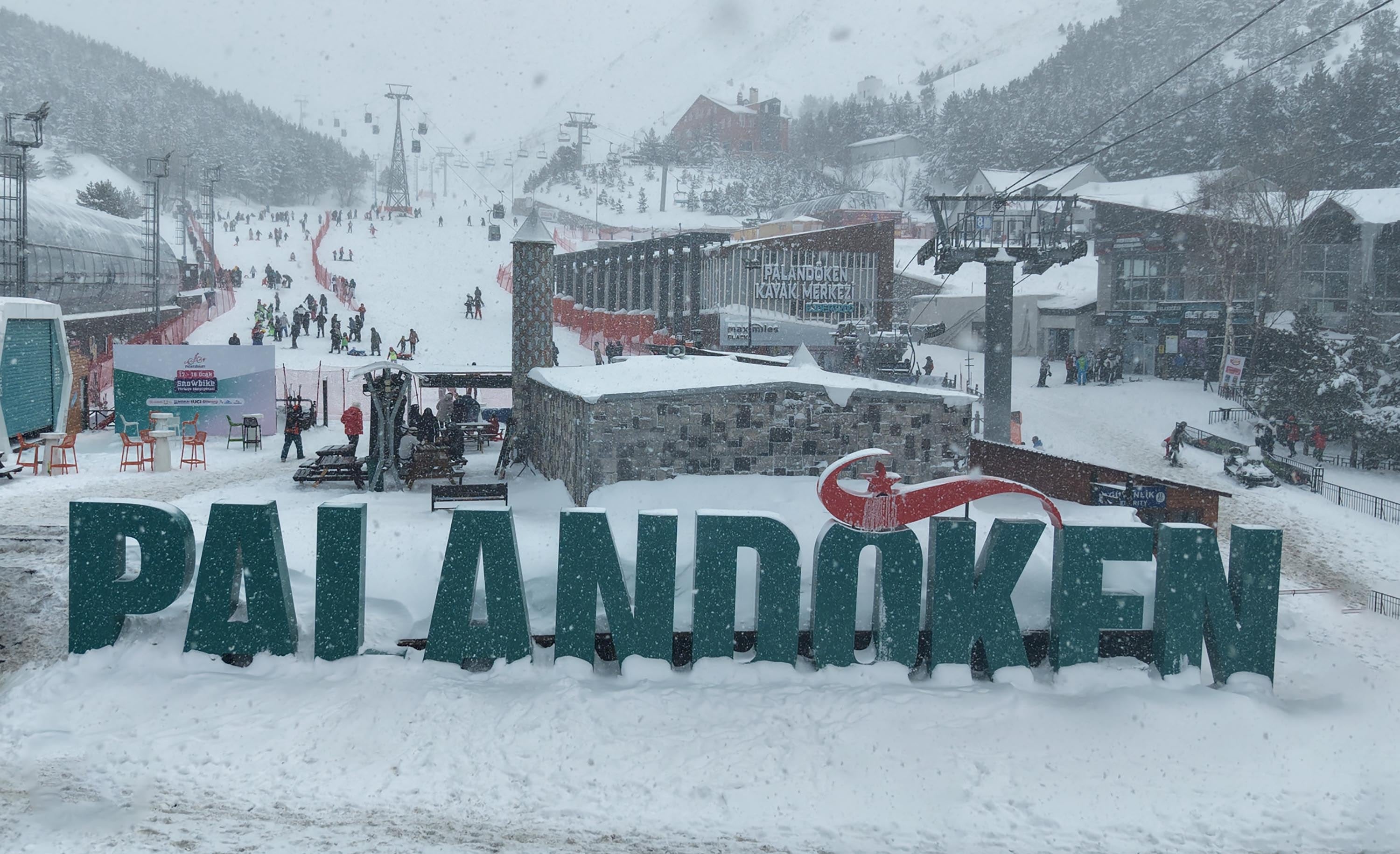 Palandöken'de kar kalınlığı 230 santimetreye ulaştı